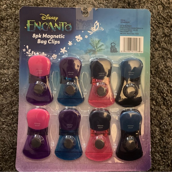 NWT Disney Encanto 8 piece magnetic bag clips - Picture 4 of 4